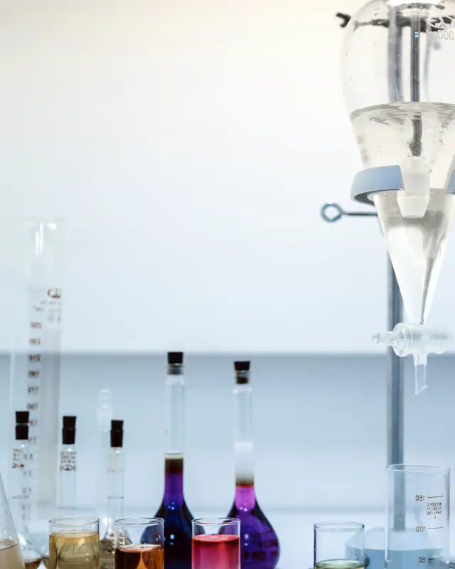 Laboratory glassware